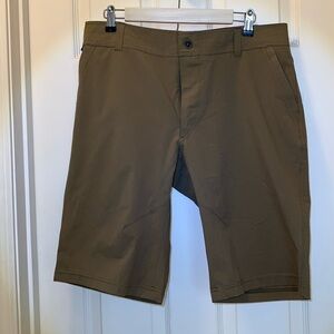 Like new Kuhl Silencr short sz 35wx12inseam tan excellent condition 5 pocket